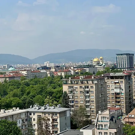 The Skyline * Sofía