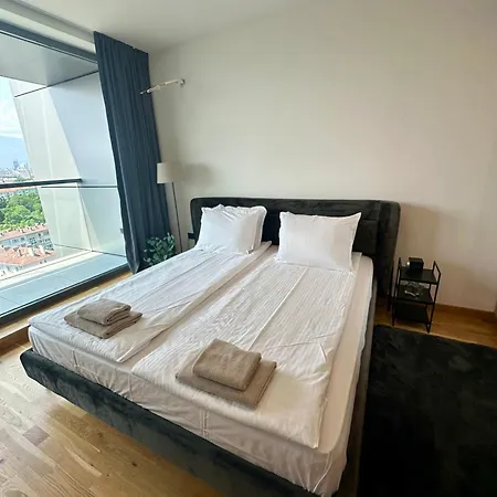 Apartament The Skyline *