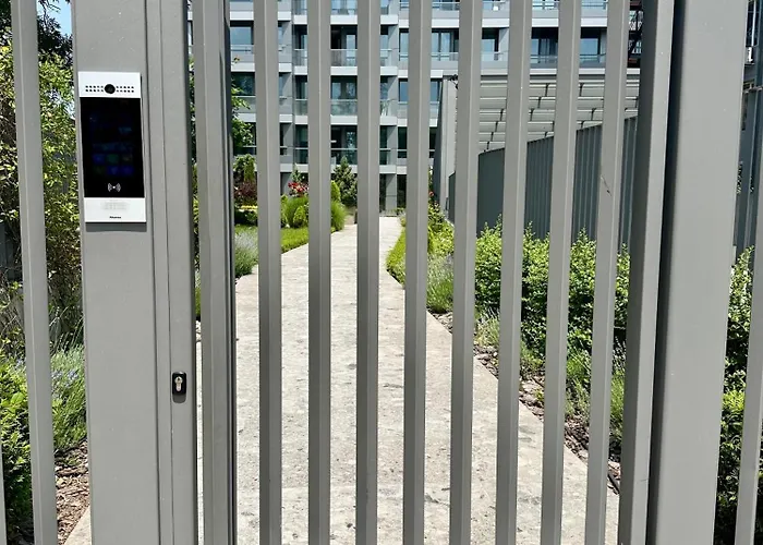 アパート The Skyline ソフィア