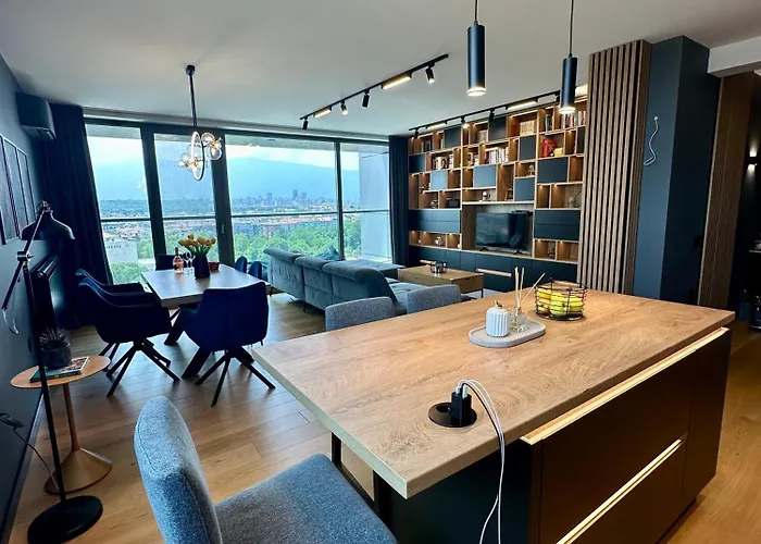 アパート The Skyline