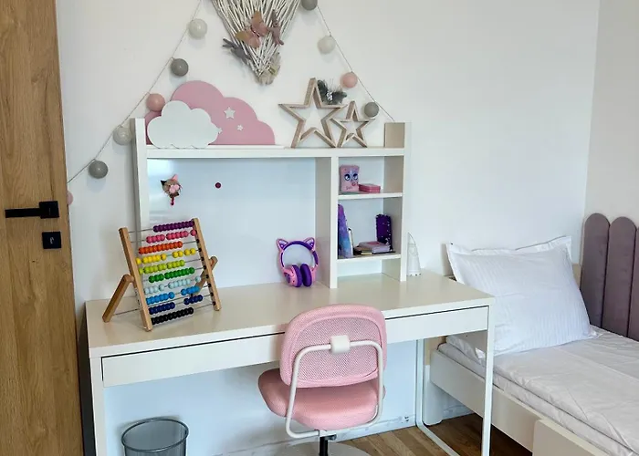 The Skyline アパート